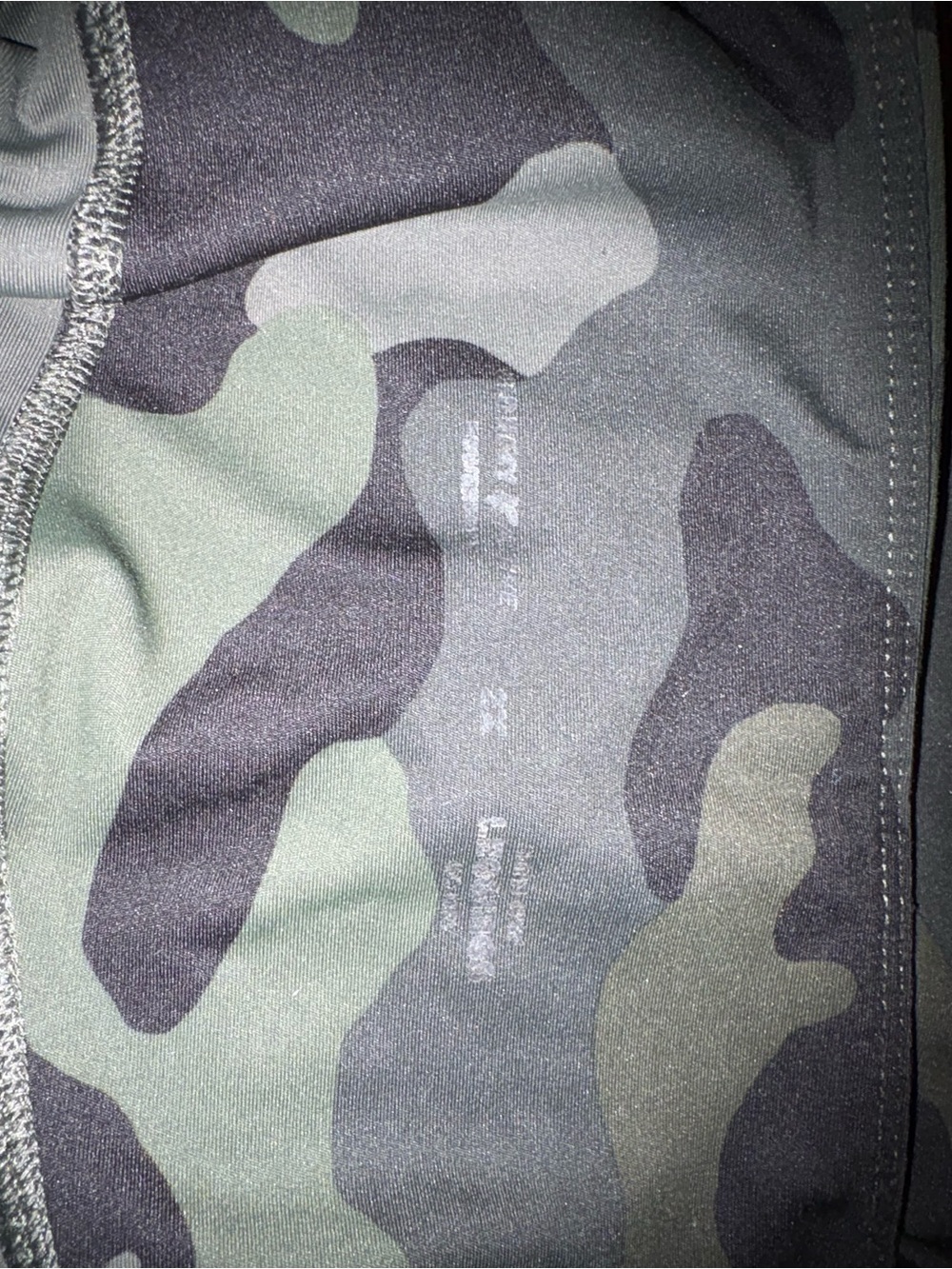 Old Navy Green and Black Camo Leggings